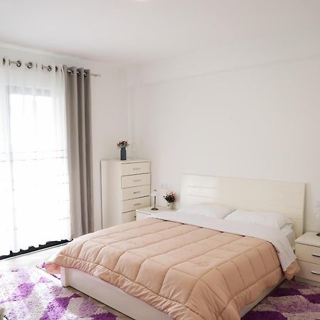 Family Apartment Tirana Buitenkant foto