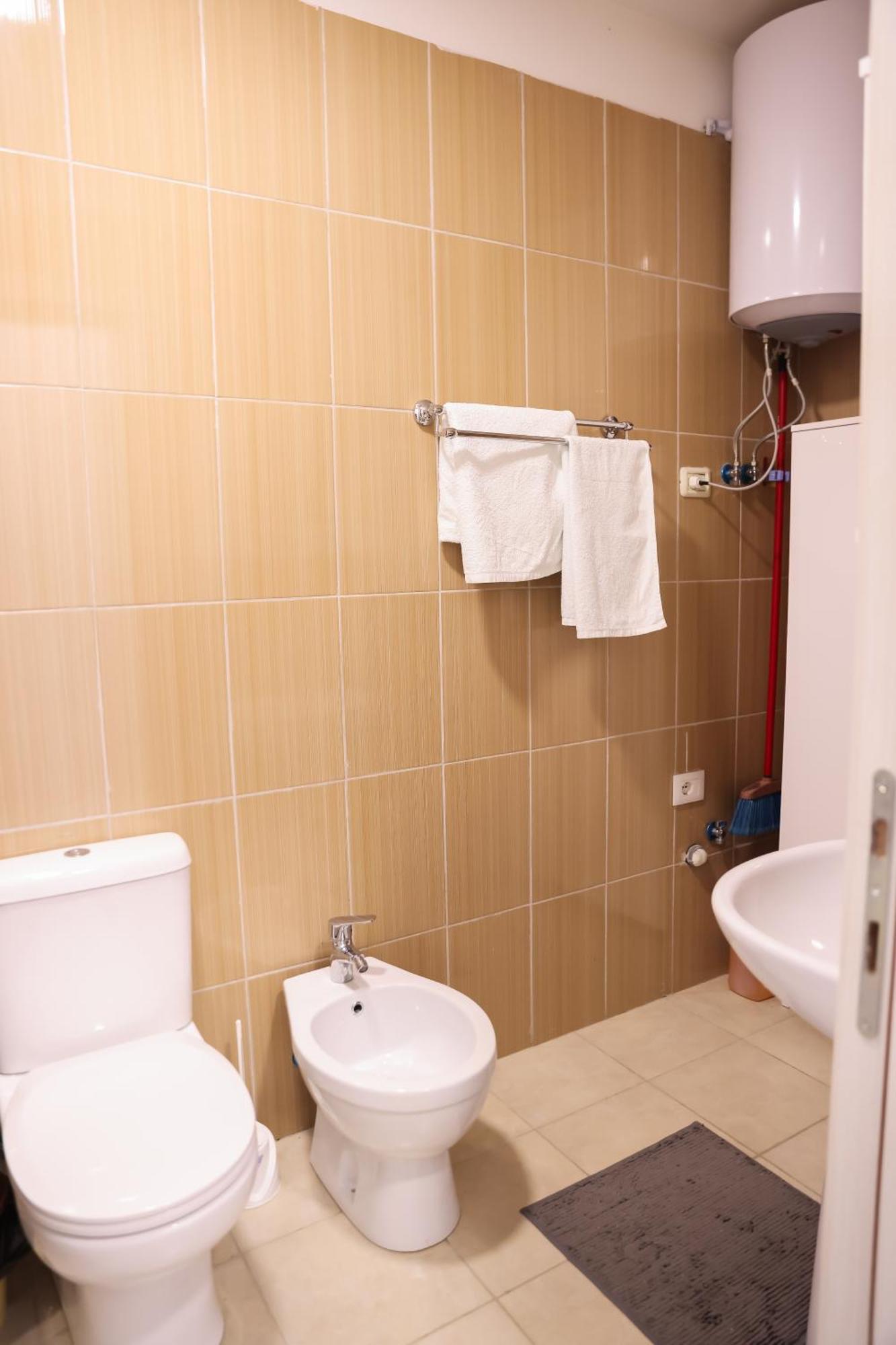 Family Apartment Tirana Buitenkant foto