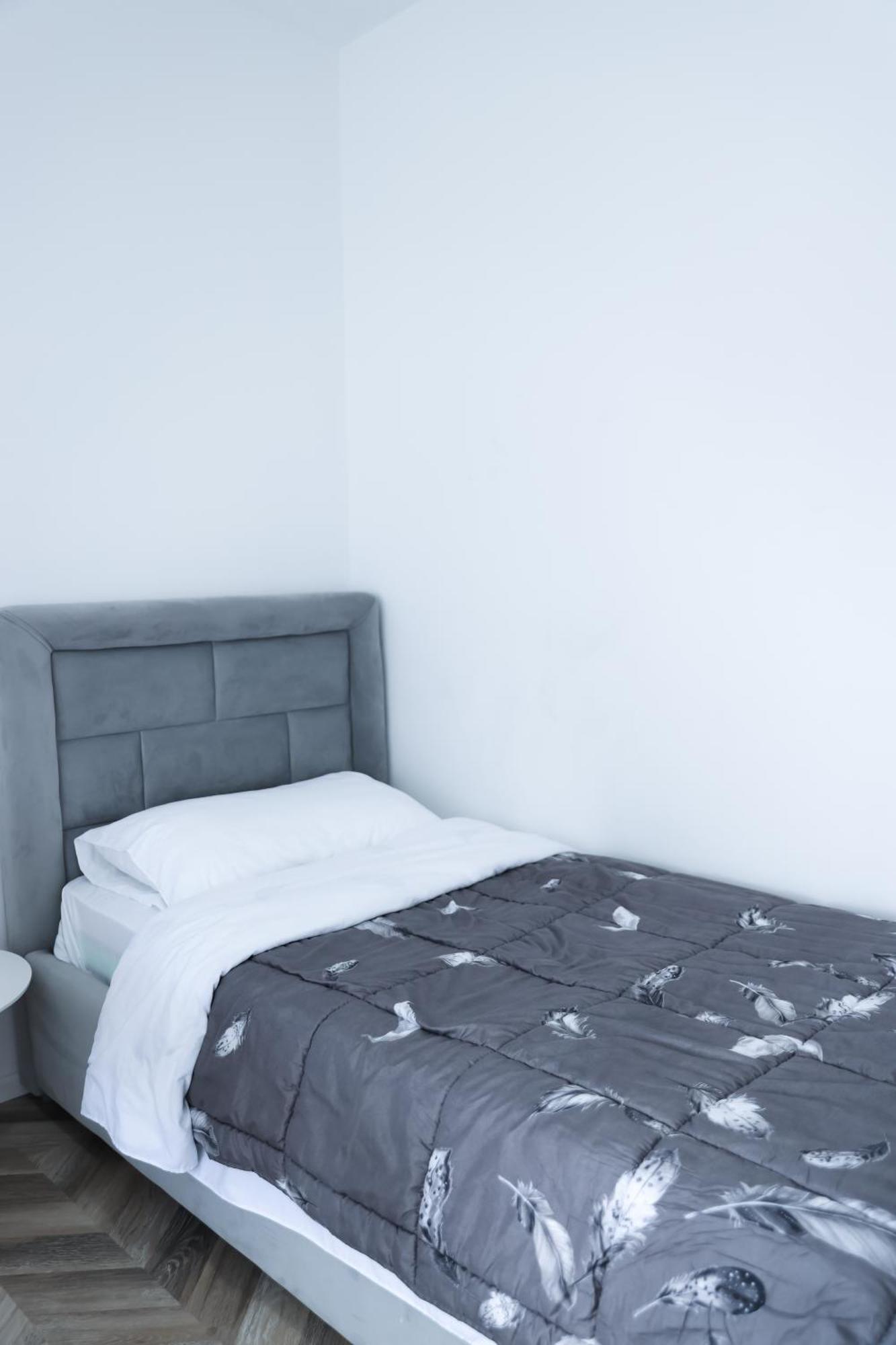 Family Apartment Tirana Buitenkant foto